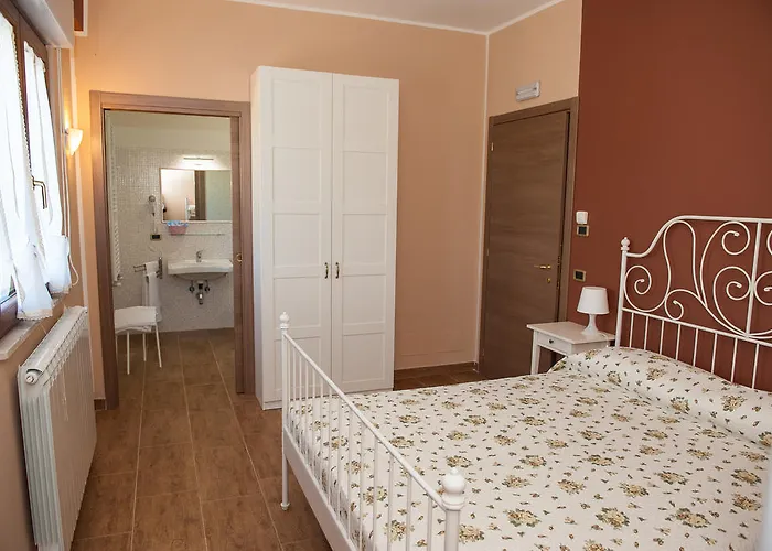 Фермерский дом Il Vecchio Pollaio Кастель-ди-Сангро